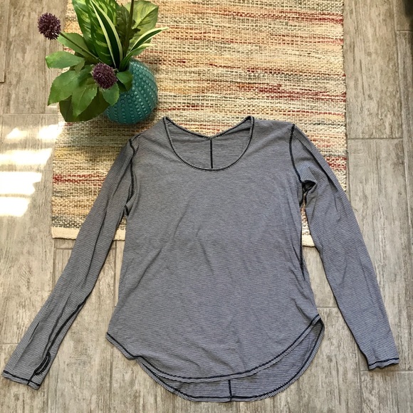 Yogini 5 Year Long Sleeve Tee - Picture 2 of 7
